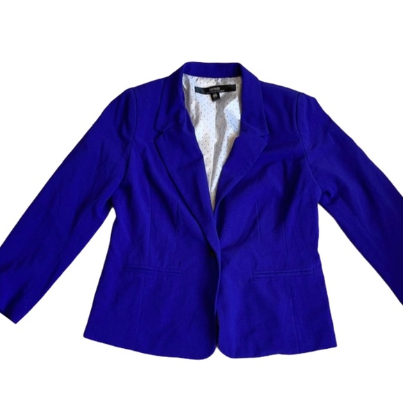Kensie Jackets & Blazers - Kensie medium blazer - new condition